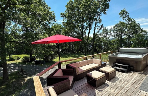 Hector Casa | Familiar y amigable para perros Casa privada de 3 acres con acceso al lago junto a Wine Trail