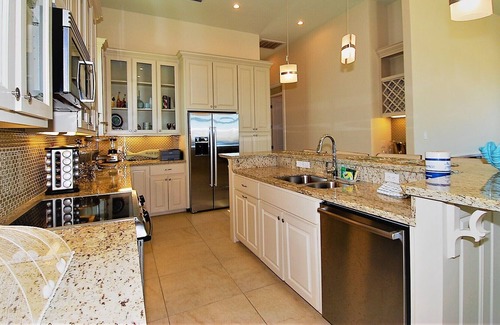 South Padre Island Casa | Baño privado de 3 habitaciones y 4 baños frente a la bahía con piscina y muelle ~ Alquiler de lujo ~