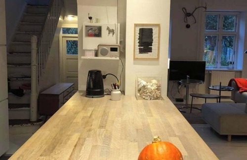 Vesterbro Apartamento | Private 3-Story House - In iconic "Carlsberg Byen"