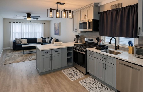Irvington Apartamento | Private 3BR Apt: Sleeps 8, 5 Beds, Group-Friendly, Wi-Fi, Parking, Near NYC