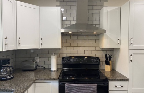 Wayne Casa | Private 4 BDRM- 2 BTHS house, 5 Miles from Downtown #6 ❤️