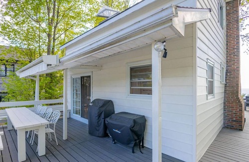 Dashwood Cabaña | Private 4 Bed, 2 Bath Lakefront Home on Lake Huron - Sleeps 12!