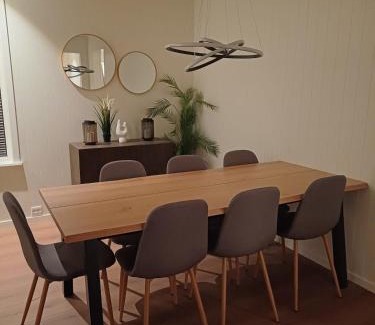 Leknes Casa | Private 4 bedroom getaway in Lofoten