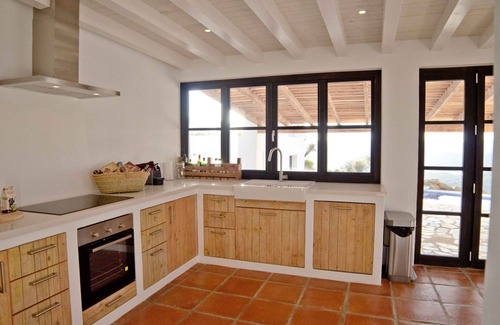 Canillas de Aceituno Villa | Villa privada de 4 dormitorios en la colina, vistas panorámicas a la montaña y al mar