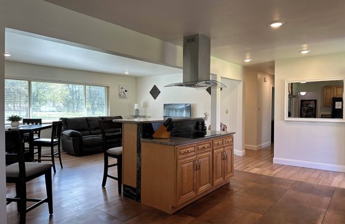 Wayne Casa | Private 4BDRM-3 BTHS house, 5 Miles from Downtown #3 ❤️