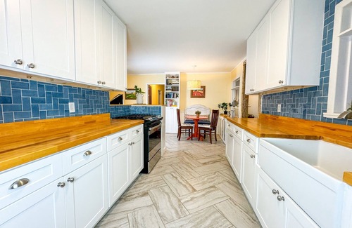 Mount Berry Casa | Private 4BR Oasis in the City, near Tennis Center