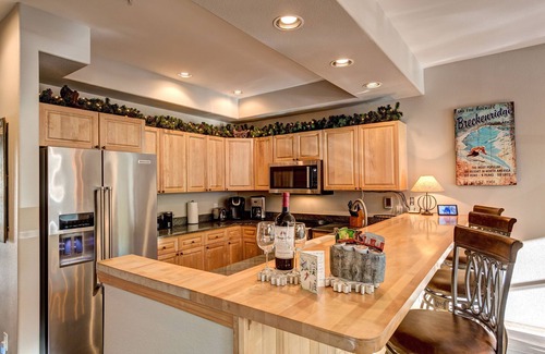 Warrior's Mark Condominio | Nueva remodelación! Jacuzzi privado 5P, Walk to Lifts & Town, Garaje privado, Hi-S WiFi