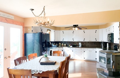 Irwin Cabina | Private 7acre Lake View Home 45 mins to Jackson Hole