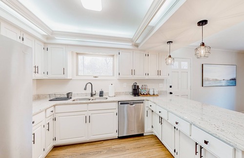 Calhoun Casa | Private acreage with mountain views, alfresco dining, & grill - near Webb Lake
