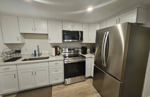 Littleton Casa | Private And Comfortable Home With Lots Of STORAGE For Your Long Term Stay!