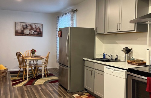 Green Valley Ranch Casa | Private and Cozy Basement Suite: 12 Mins From DIA