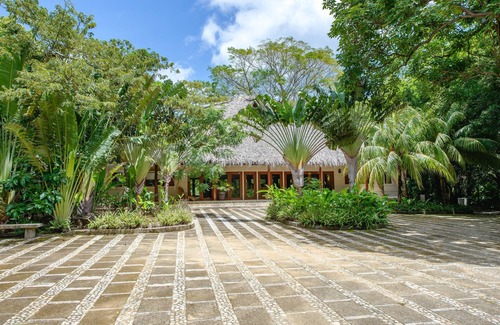 San Juan del Sur Casa | ¡Retiro privado y privado frente a la playa (para 16) en la exclusiva Playa Majagual!