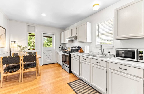 Ladd Hill Casa | Great Deals on Summer Stays!