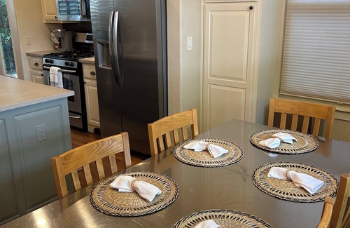 Fayetteville Condominio | Private and quiet Condo close to Dickson Street and Historic Fayetteville Square