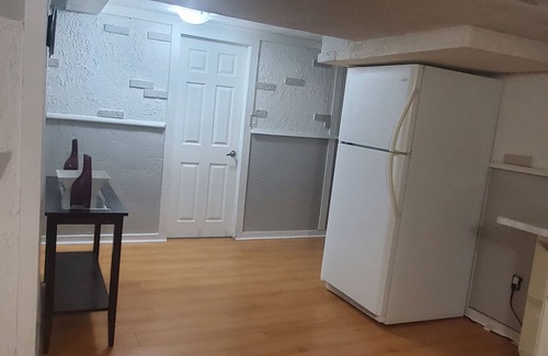 Welland Apartamento | Private apartment near niagara falls and Niagara college