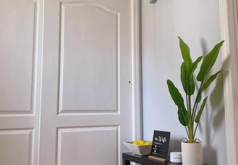 Coram Apartamento | Private Apt King Suite, L.I, NY-Hamptons to NYC