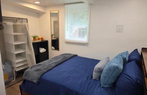 Baywood Casa | Private Area & Access to Home, Rooms In Bayshore