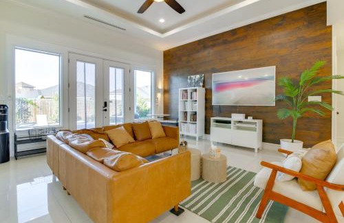 Brownsville Casa | Private Backyard Pool Brownsville Family Home!
