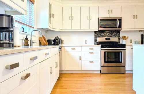 Whittier Heights Casa | Private Ballard Bungalow