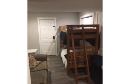 Ferndale Apartamento | Private Basement Apt mins from BWI- Glen Burnie MD