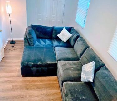 Arlington Apartamento | Private Basement APT Near DC Pet Friendly WiFi King Bed Kitchen and More