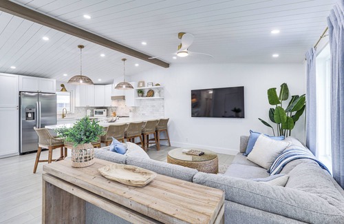 White Marlin Beach Casa | Private Beach Access: Islamorada Canal-Front Home