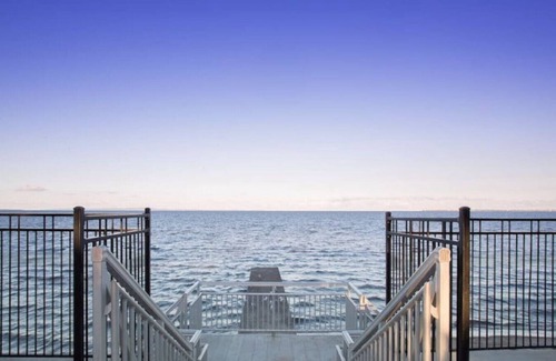 Beachmere Casa | Private Beach House for a Perfect Family Getaway