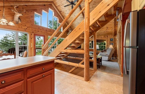 Beaver Casa | Peaceful private beach house in charming Pound on a clear, sandy full rec lake