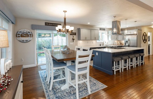 Cedarville Casa | Private beach house in Plymouth