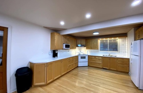 Dashwood Cabaña | Private Beach Waterfront w/ Hot Tub by Grand Bend