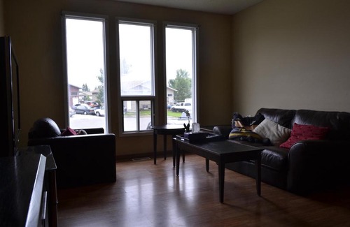 Forest Lawn Casa | Private Bedroom #3 on main floor