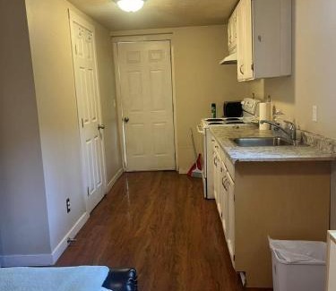 Downtown Victoria Apartamento | Private bedroom close UVIC