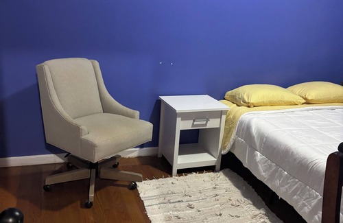 Newark Apartamento | Private bedroom in shared apartment in Newark with WiFi, AC