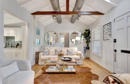 Sunshine Park Casa | Private Boutique Bungalow Resort/KING Beds/Heated Salt Water Pool/Tiki/BBQ