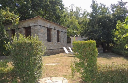 Megalos Prinos Villa | Bungalow privado en la finca Kazaviti - ¡Ideal para unas vacaciones relajantes para dos!