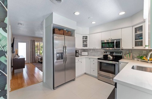 Coral Heights Casa | Private Bungalow Oasis with Pool