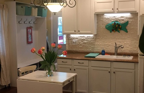 Grand Prairie Apartamento | Bungalow privado en DFW