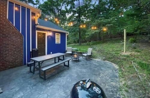 Commack Cabina | Private Cabin in Multi Acre Park!