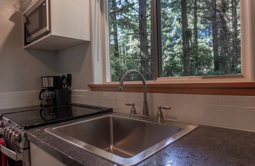 Crescent City Cabina | Private Cabin in the Redwood Forest