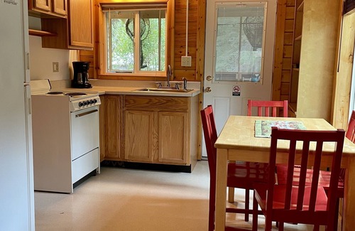 Cooper Landing Cabina | Private Cabin on Upper Kenai River