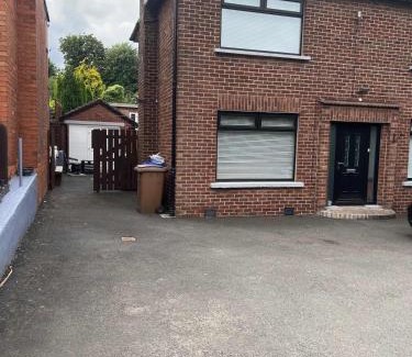 Castlereagh Casa | Private cabin, own access & ensuite