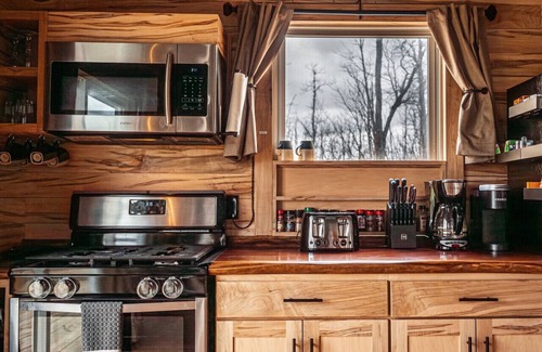 Mouth of Wilson Cabina | Private Cabin & Views@GraysonHighlands