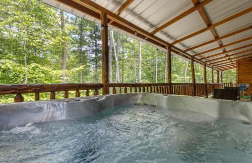 Campton Casa | Private Cabin w King Bed and Private Hot Tub