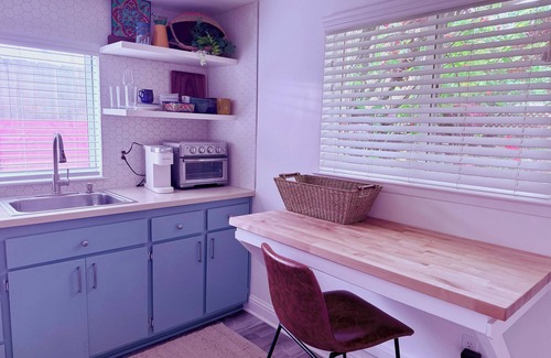 East Sacramento Cabaña | Private Casita in East Sacramento