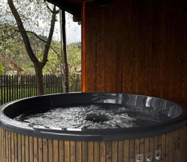 Moieciu Casa | Private Chalet
