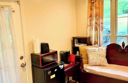 Lynchburg Casa | Private, Charm, & Unique Stay