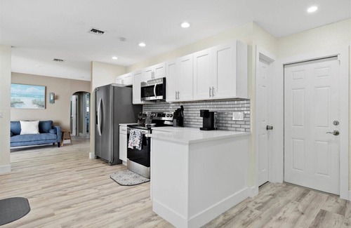 Lake Worth Casa | Private Coastal Chic 3BR Retreat
