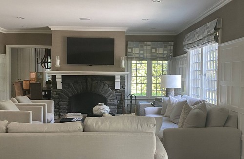 Greenwich Casa | Private Community Luxury Greenwich Home On Lake