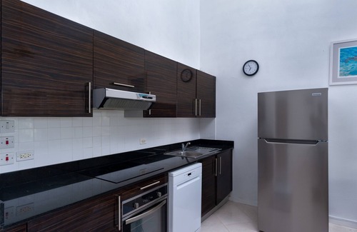 Weston Apartamento | Condominio privado, vista al mar y paseo a la playa!