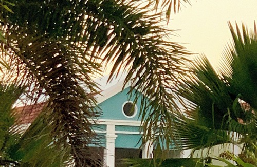 Tera Kora Condominio | New apartment, water views, great breezes, well appointed for divers